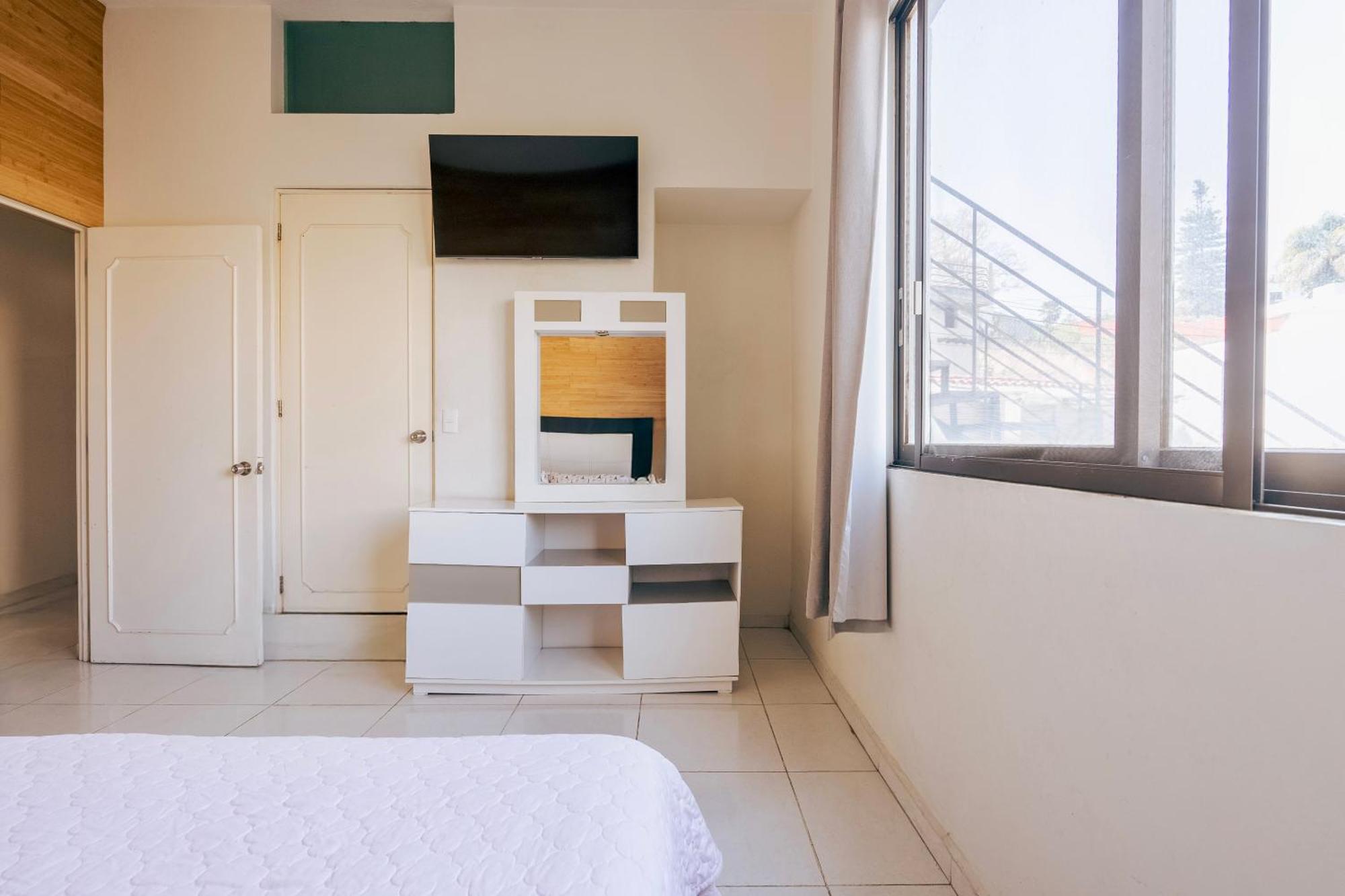 Loft Arte Y Diseno Alberca Climatizada, Amenidades Y Lujo, Terraza Privada Con Asador De Carbon, Cuernavaca Somos Los Unicos Que Te Ofrecemos Para Tu Uso Personal Y Exclusivo 2 Jacuzzis Con Agua Caliente Y Sistema De Hidromasaje Tipo Spa Buitenkant foto