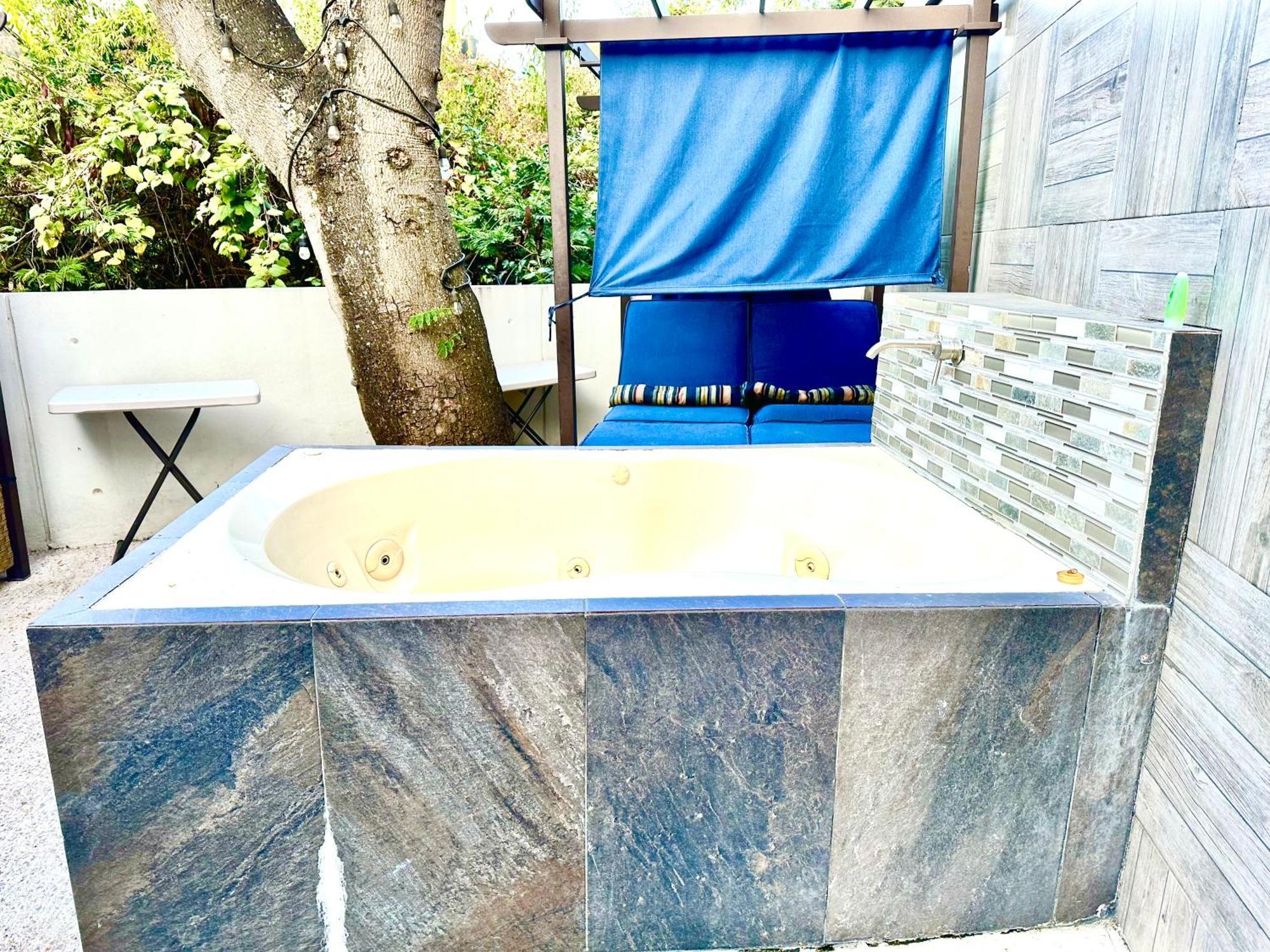 Loft Arte Y Diseno Alberca Climatizada, Amenidades Y Lujo, Terraza Privada Con Asador De Carbon, Cuernavaca Somos Los Unicos Que Te Ofrecemos Para Tu Uso Personal Y Exclusivo 2 Jacuzzis Con Agua Caliente Y Sistema De Hidromasaje Tipo Spa Buitenkant foto